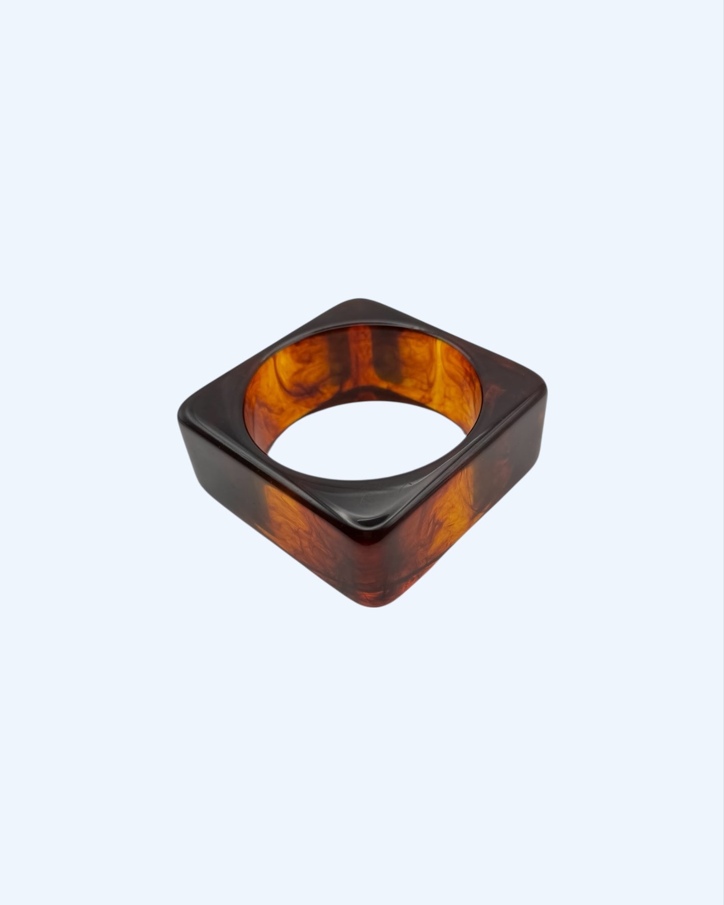 PULSEIRA MAXI CASTANHA QUADRADA