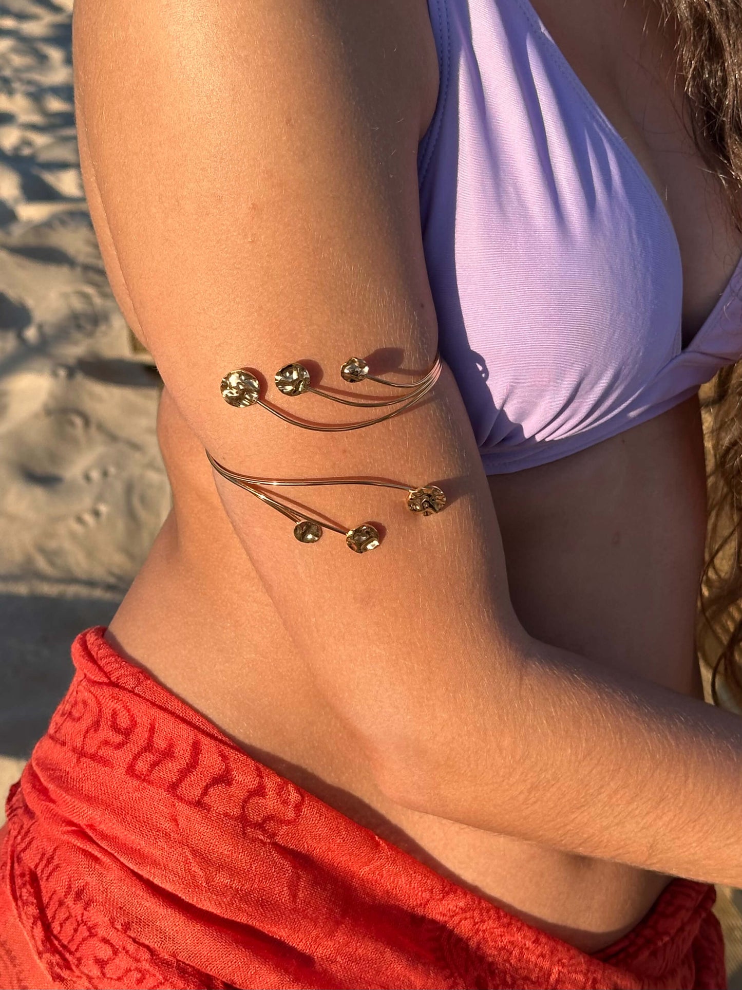 PULSEIRA DE ANTEBRAÇO COM CURVAS