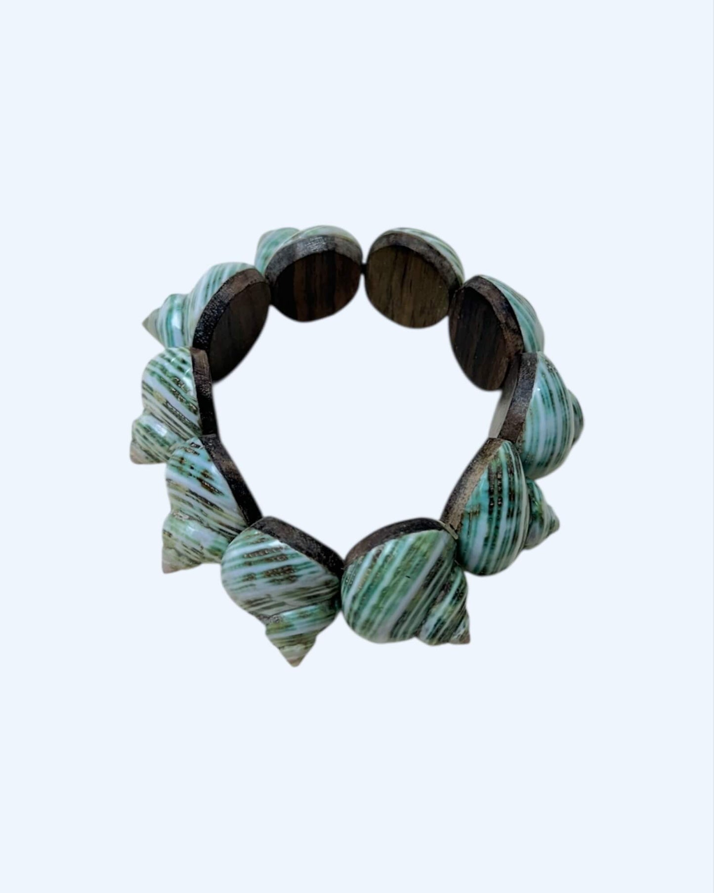 PULSERA CAURIS NATURALES VERDE MARMOLADO