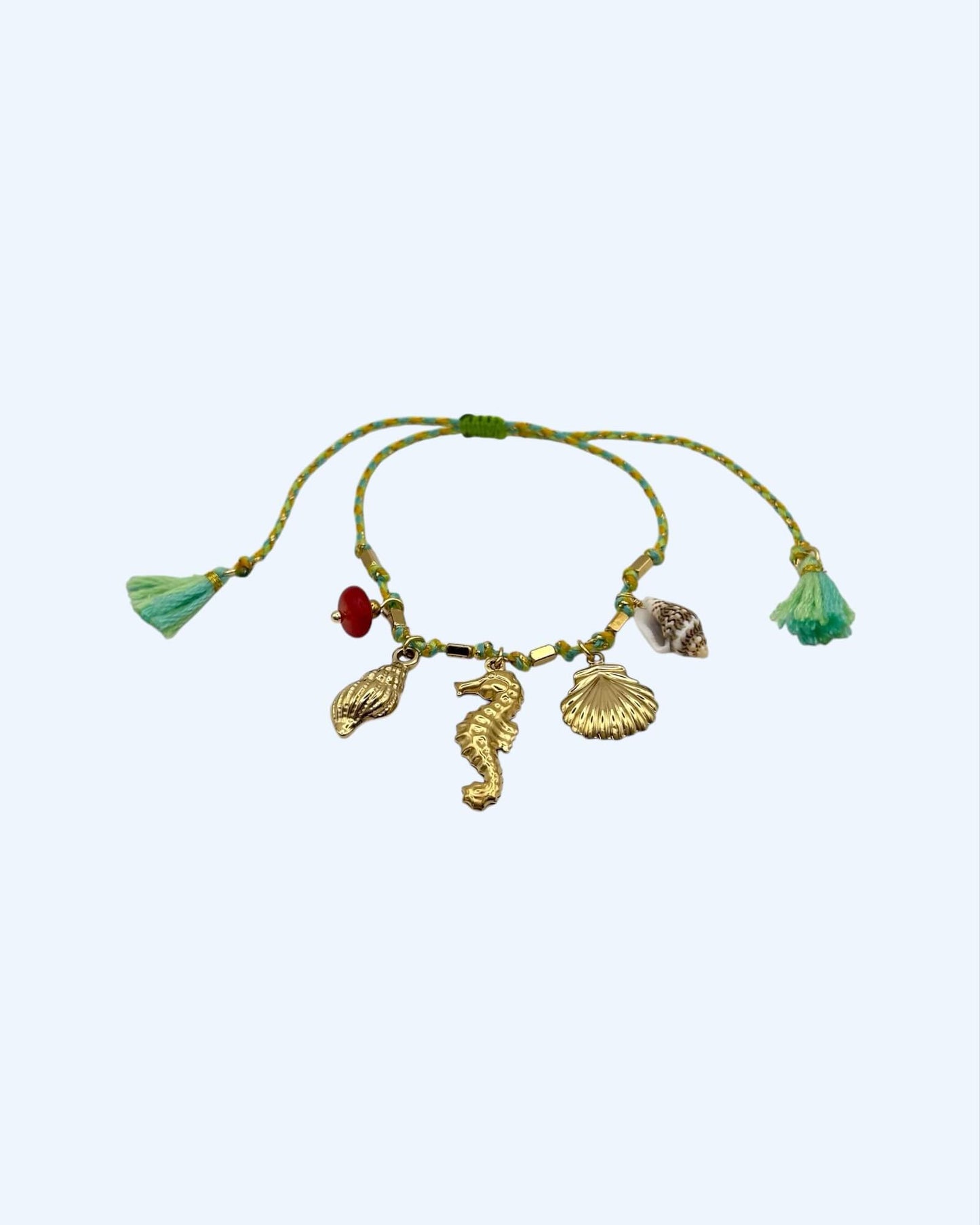 PULSEIRA COLORIDA COM CHARMS DO MAR