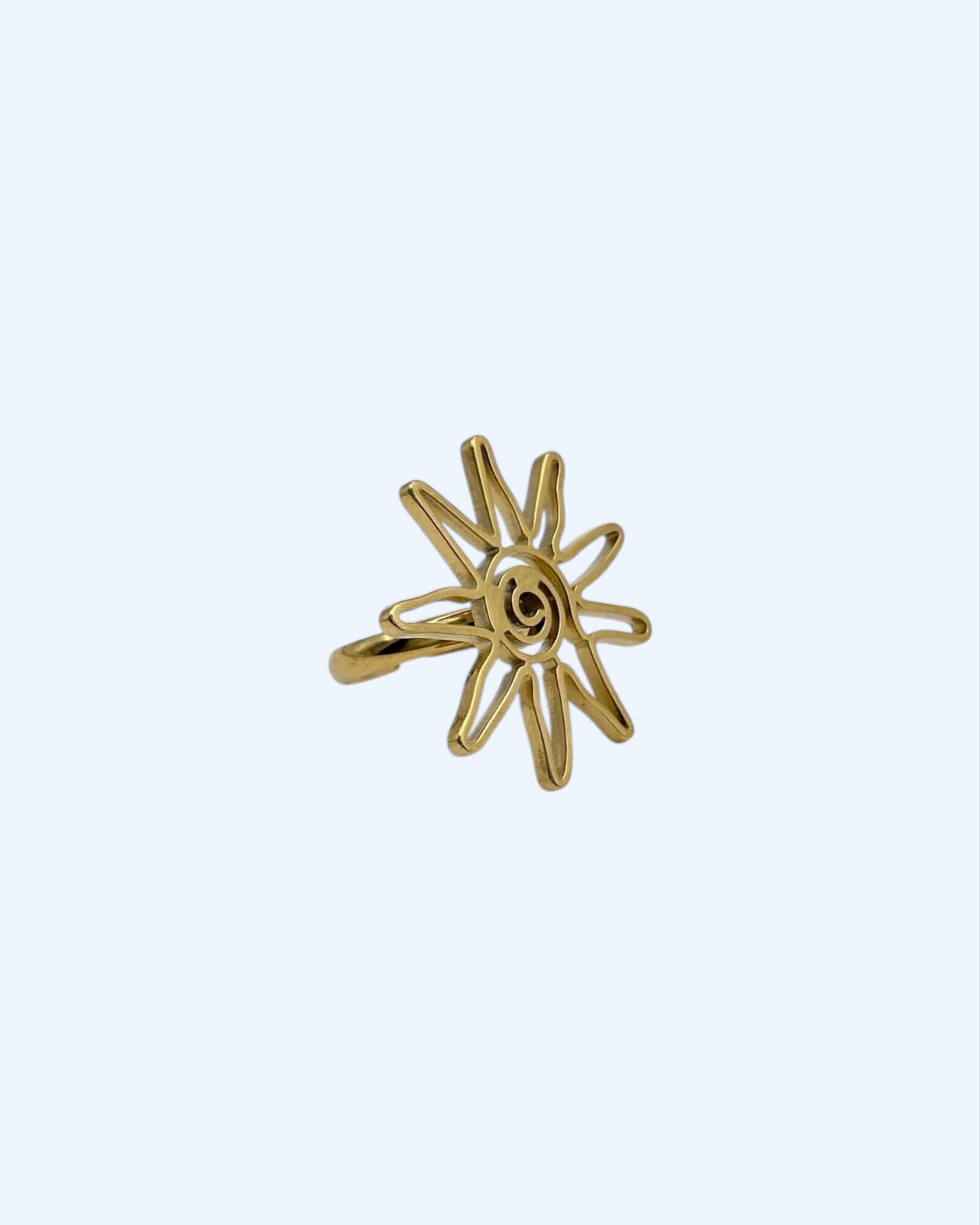 ANEL DOURADO COM SOL TRIBAL em aço inoxidável