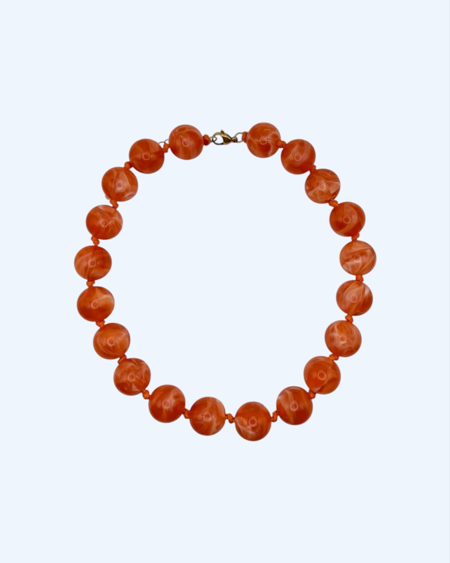 COLAR BOLD COM BOLAS EM RESINA