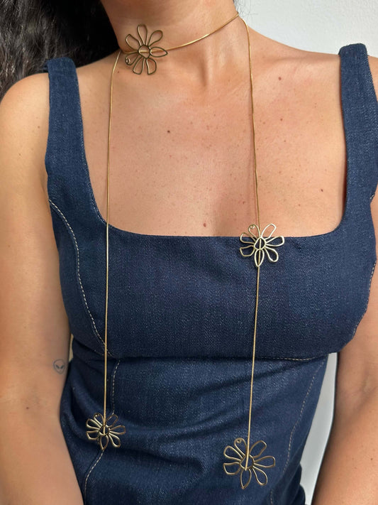 COLAR CORRENTE COM FLORES em aço inoxidável