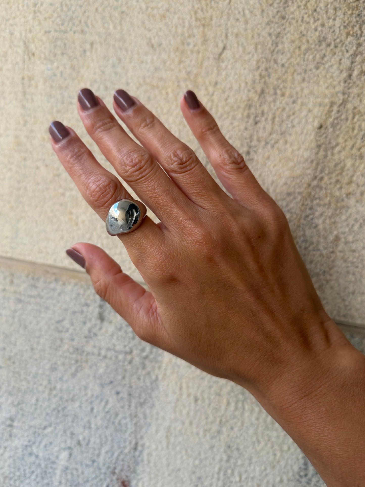 CHUNKY MINIMAL ROUND STAINLESS STEEL RING