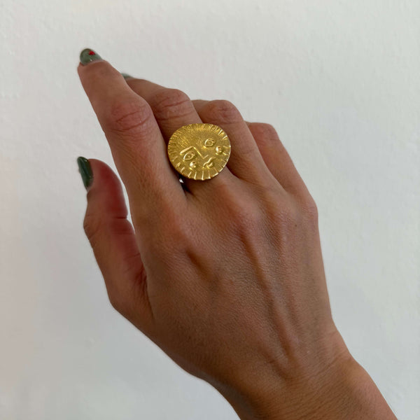 ANEL CARA SOLAR DOURADO EM AÇO INOXIDÁVEL AJUSTÁVEL