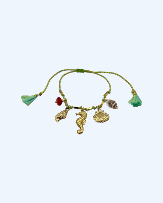 PULSEIRA COLORIDA COM CHARMS DO MAR
